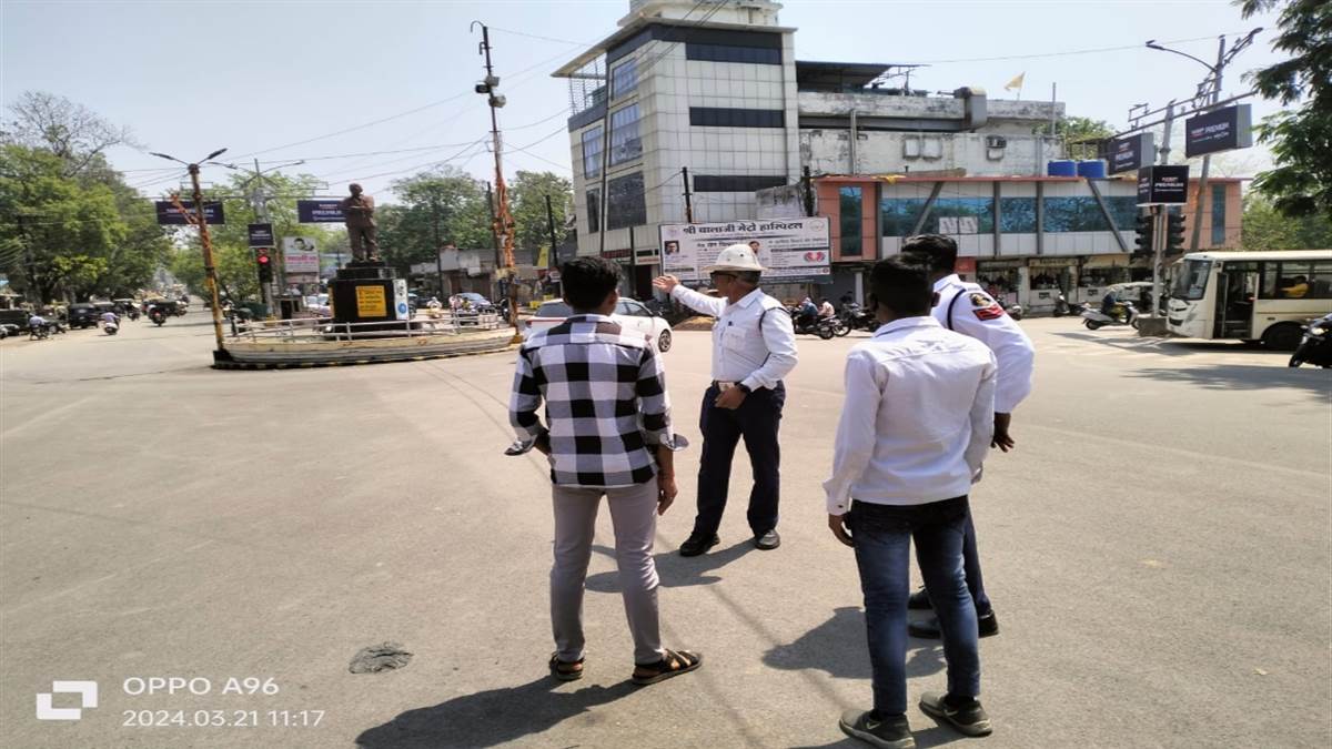 Raigarh Court News: न्यायालय ने दो नाबालिकों को दी सात दिनों तक लोगों को यातायात के प्रति जागरुक करने की सजा