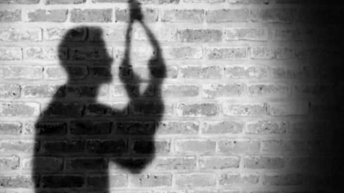 भोपाल में मायके से नहीं लौट रही थी पत्नी, पति ने दुकान में फांसी लगाकर दी जान