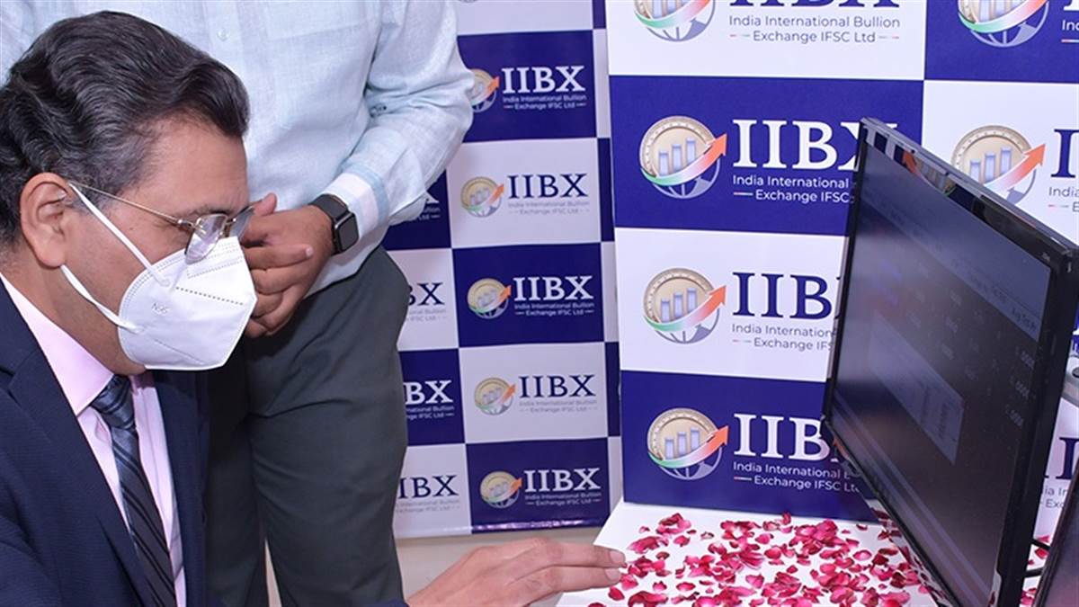 IIBX Launch: प्रधानमंत्री मोदी ने लॉन्च किया भारत का पहला अंतर्राष्ट्रीय बुलियन एक्सचेंज IIBX, जानिये इसकी खास बातें