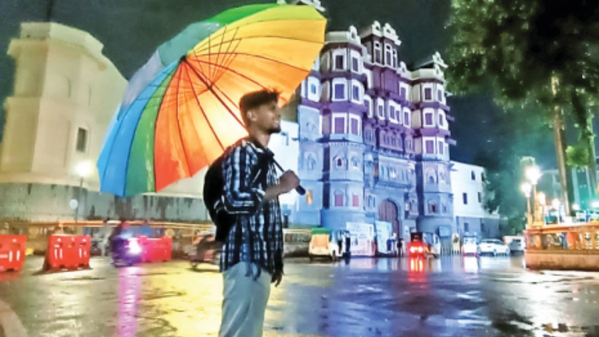 Indore Weather Update: इंदौर के आसमान में बादलों का डेरा, लेकिन फुहारों से ही करना पड़ रहा संतोष… झमाझम का इंतजार