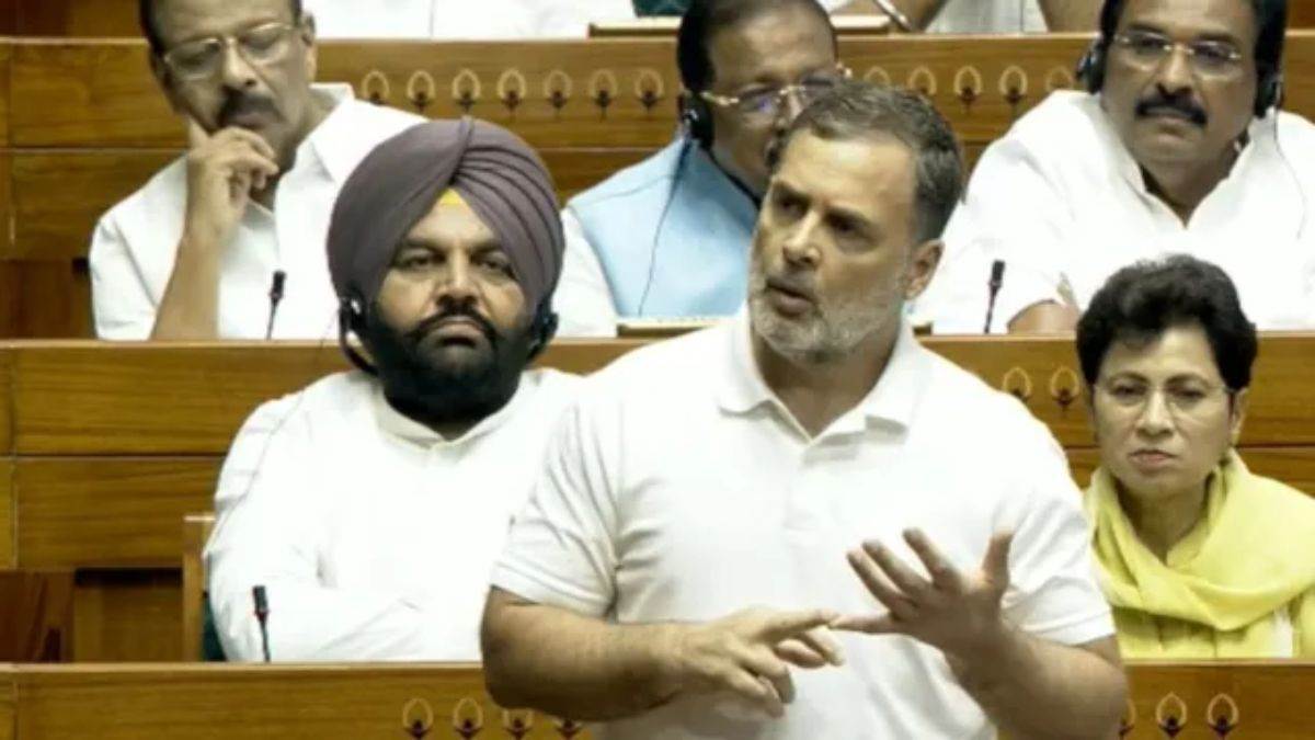 लोकसभा में राहुल गांधी के 'इडियट' कहने पर हंगामा, किरेन रिजिजू का पलटवार, बोले- 'गलत शब्दों का इस्तेमाल न करें'