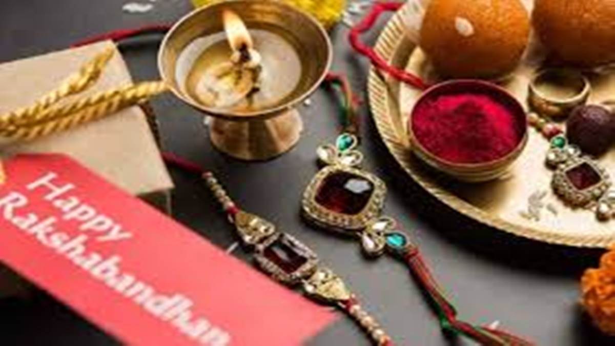 Ashan Raksha Raksha Bandhan 2023: भद्रा की चिंता छोड़ें, भगवान कृष्ण को राखी अर्पित ...