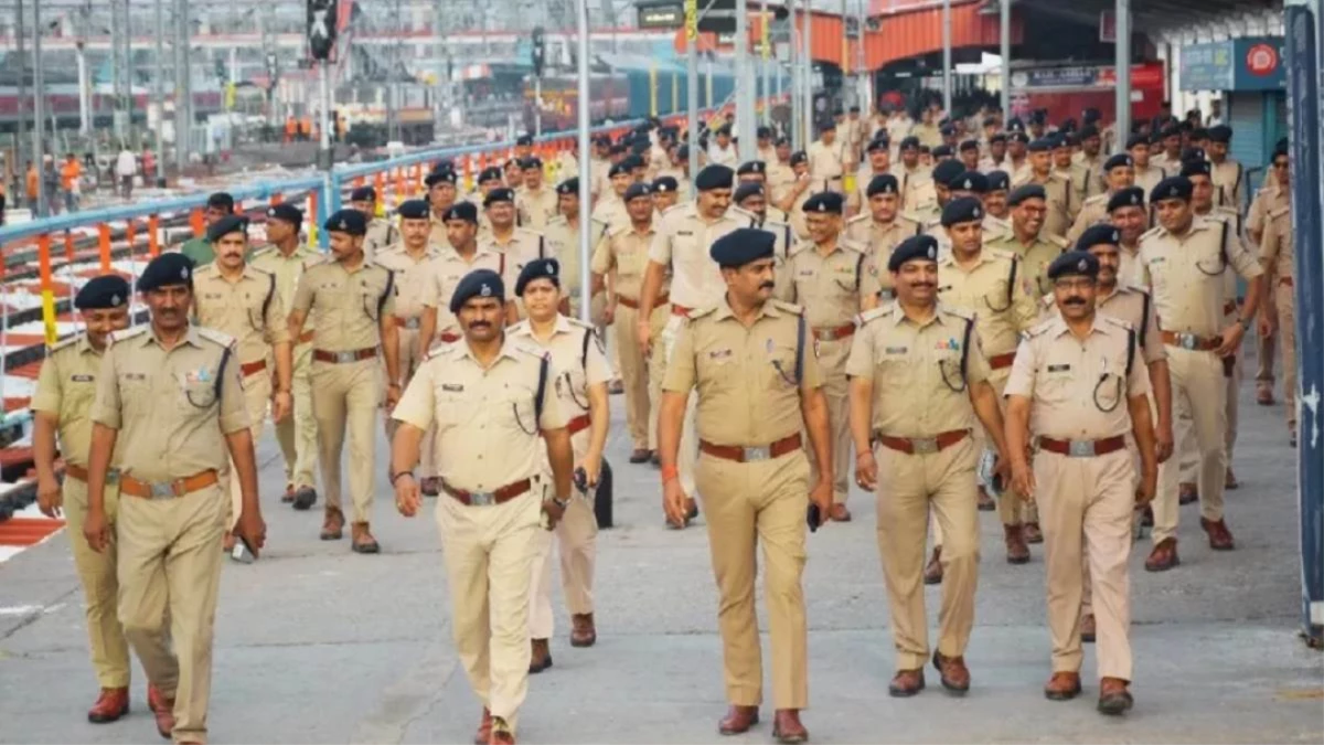 जबलपुर में ट्रेन में किन्नर बनकर ठगी, RPF ने किया भंडाफोड़