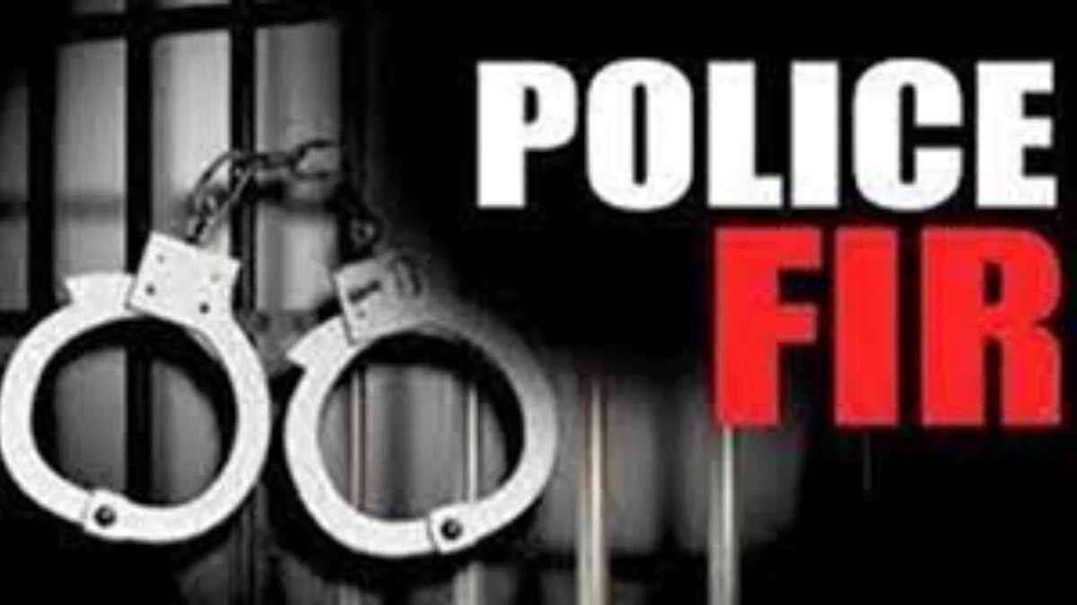 Indore: पब संचालक को ब्लैकमेल करने वाली इति तिवारी पर FIR, खुद पहुंची थाने, पुलिस को सौंपा मोबाइल और बैंक स्टेटमेंट