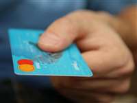 ATM Card Update: एटीएम कार्ड रखने वालों के लिए शानदार मौका, बैंक दे रहा है पूरे 5 लाख का फायदा