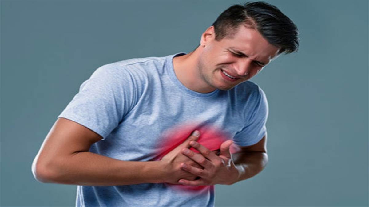 Heart Pain Causes क्यों होने लगता है हार्ट में दर्द, जानिए इसके 6 खास