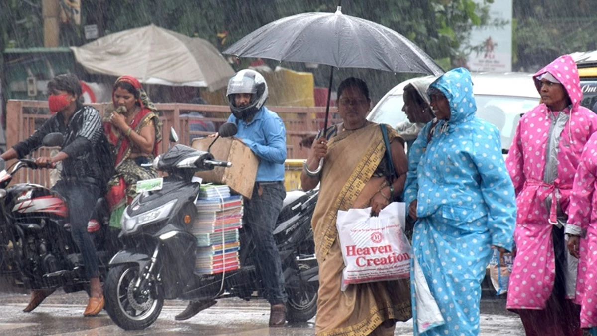 Weather of CG: बंगाल की खाड़ी की नमी से छत्तीसगढ़ में बदला मौसम, दीवाली पर छाए रहेंगे बादल, इन इलाकों में होगी बारिश