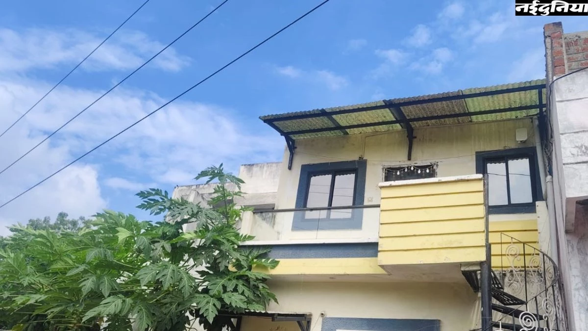 इंदौर में हाईटेंशन लाइन की चपेट में आने से एक और मौत, हजार से ज्यादा मकानों पर मंडरा रहा खतरा