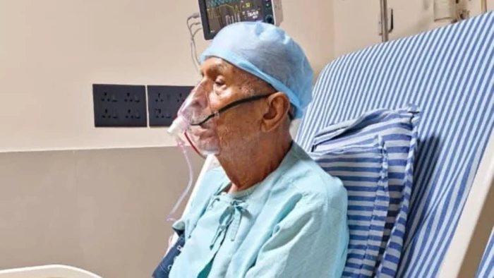 CG: ज्ञानपीठ पुरस्कार विजेता साहित्यकार विनोद कुमार शुक्ल आईसीयू में भर्ती, फेफड़ों में भरा पानी