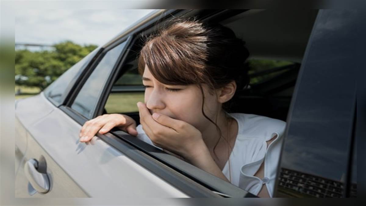 Motion Sickness सफर के दौरान होती है उल्टी और सिरदर्द की शिकायत, तो इन