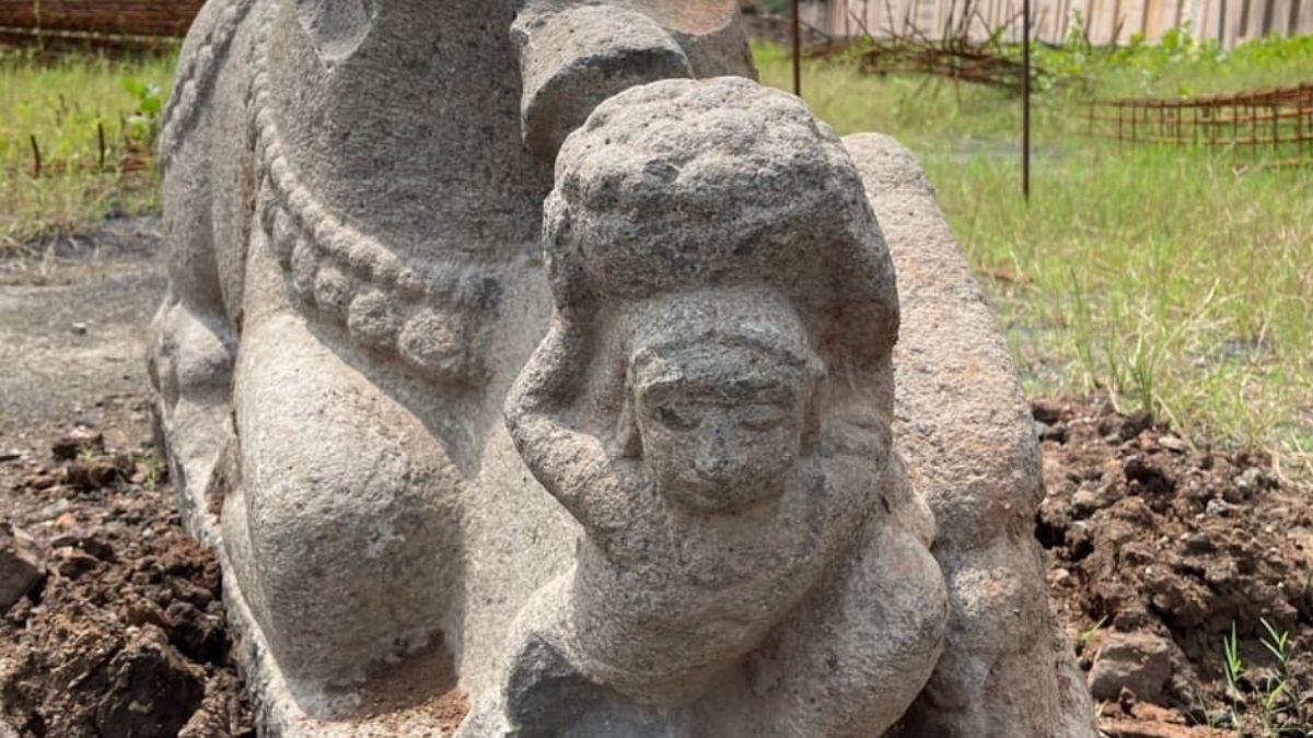 Mahakal Temple Ujjain: उज्जैन में मलबे में फेंक दी गईं खोदाई में निकली पुरासंपदा – Mahakal Temple Ujjain Ancient treasures found during excavation thrown in debris