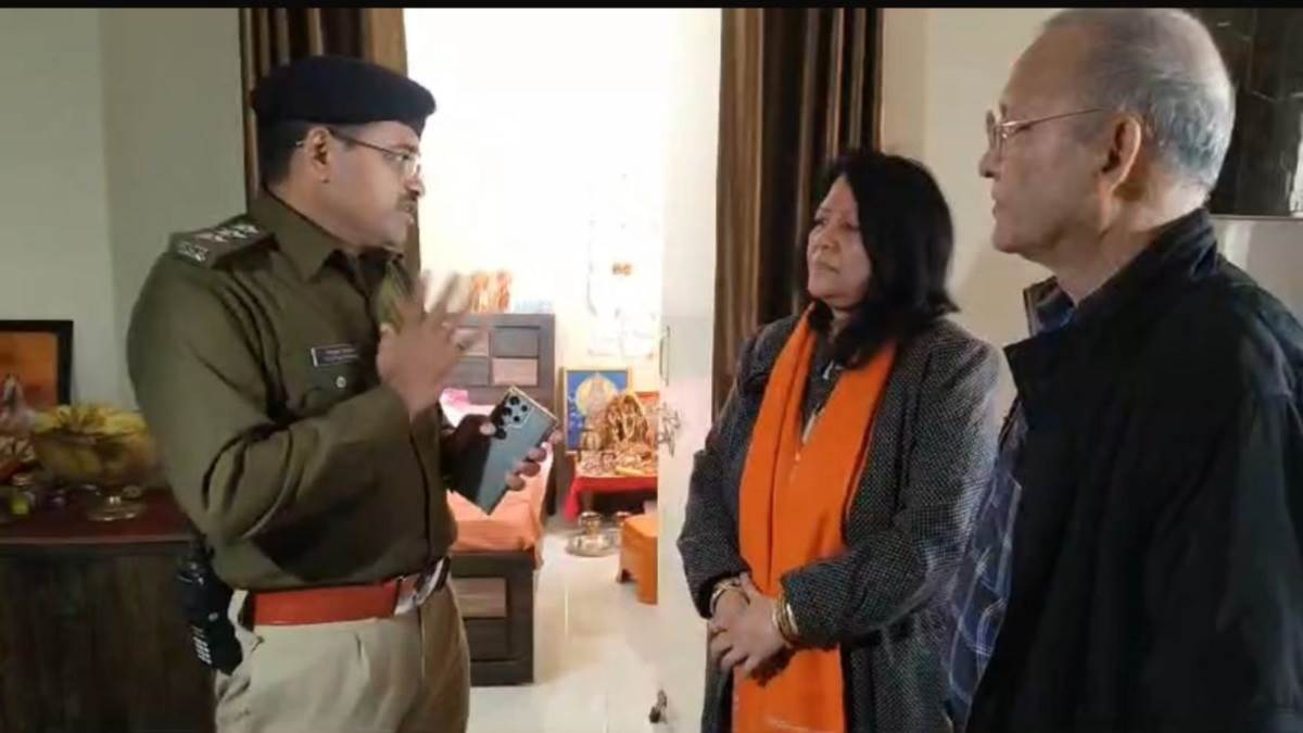 डॉक्टर दंपती को 48 घंटे तक रखा डिजिटल अरेस्ट, मनी लांड्रिंग के नाम डरा ऐंठे 10.5 लाख रुपये