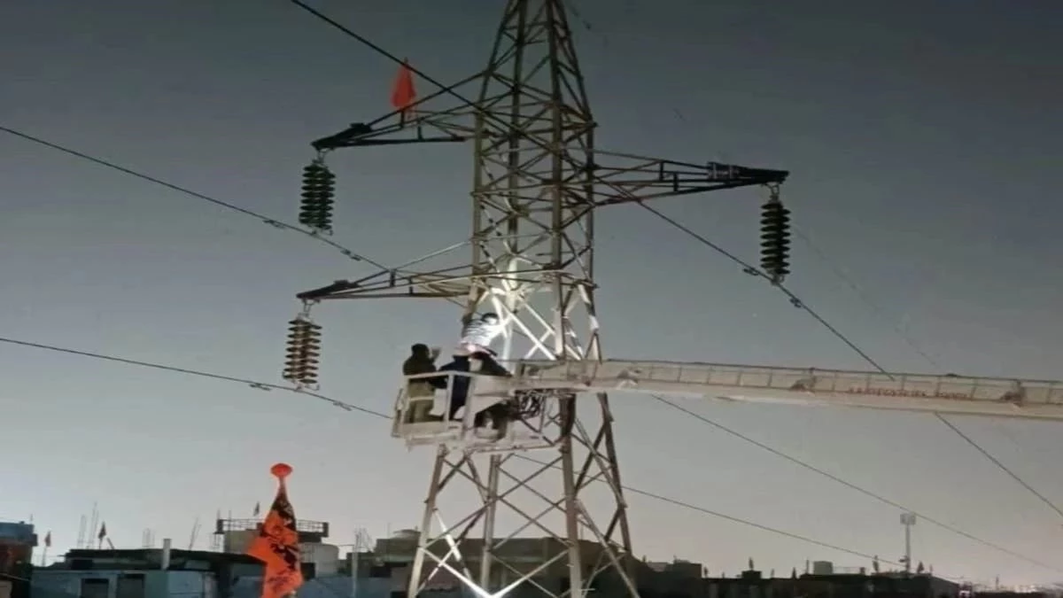 कोरबा रेलवे स्टेशन पर ओवरहेड इलेक्ट्रिक तार के संपर्क में आया युवक, इलाज के दौरान हुई मौत