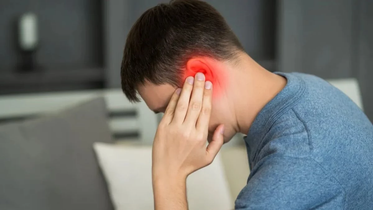 ये गलती बना सकती है आपको बहरा, जानिए ईयरफोन के गंभीर साइड इफेक्ट्स