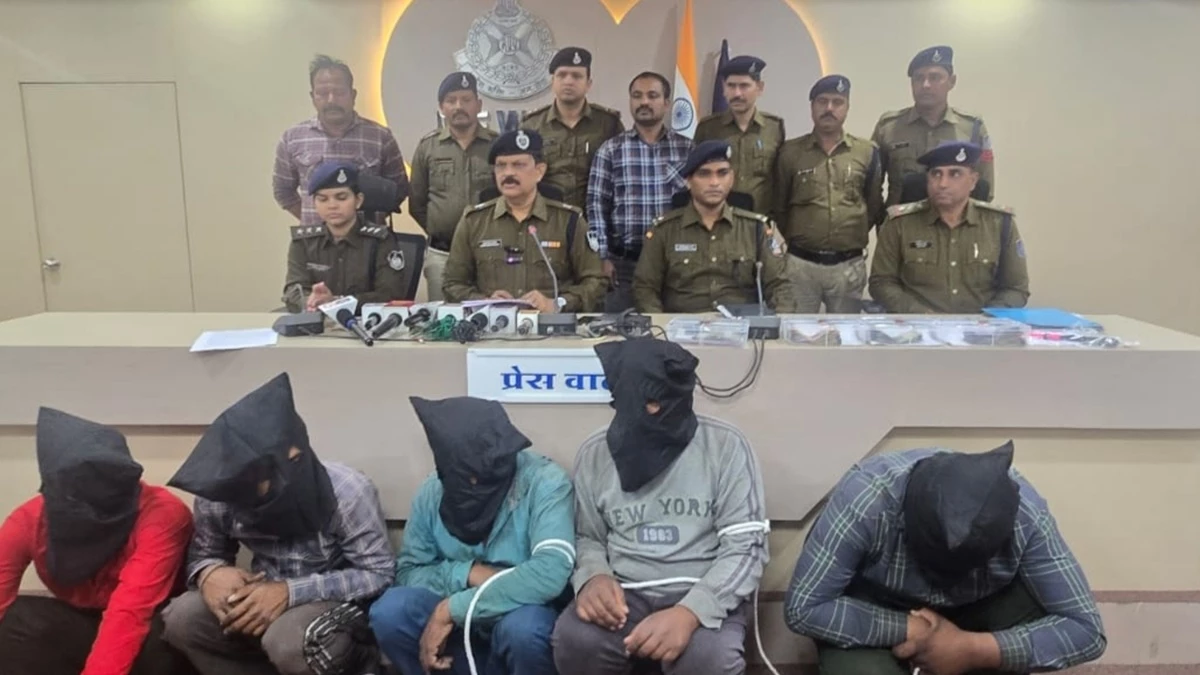 एबी रोड पर ट्रक से कटिंग कर एलईडी टीवी चुराने वाले पांच आरोपियों को देवास पुलिस ने किया गिरफ्तार