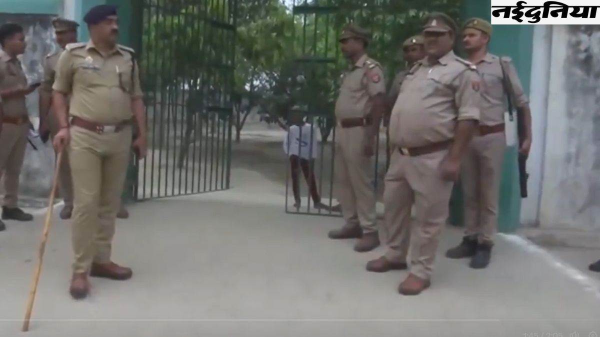 Mukhtar Ansari Loss of life: मुहम्मदाबाद पहुंचा मुख्तार अंसारी का शव, मां-पिता के बगल में होगा सुपुर्द-ए-खाक