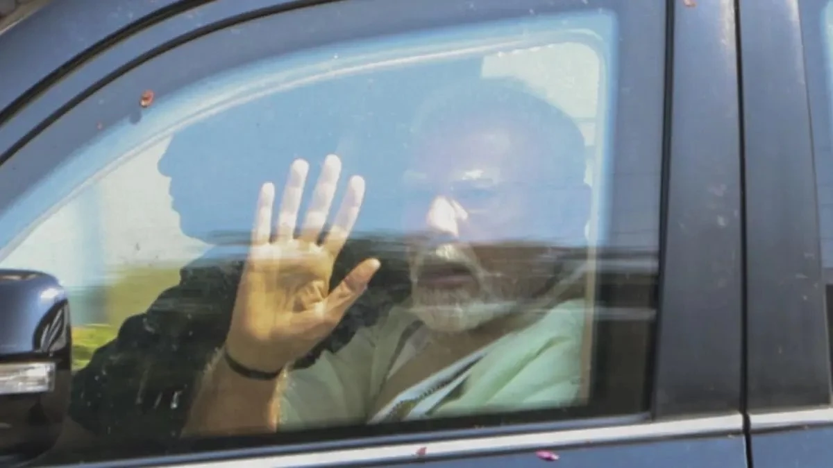 PM Modi Bilaspur Visit: रायपुर पहुंचे पीएम नरेन्द्र मोदी, यहां से हेलीकॉप्टर द्वारा बिलासपुर के लिए हुए रवाना