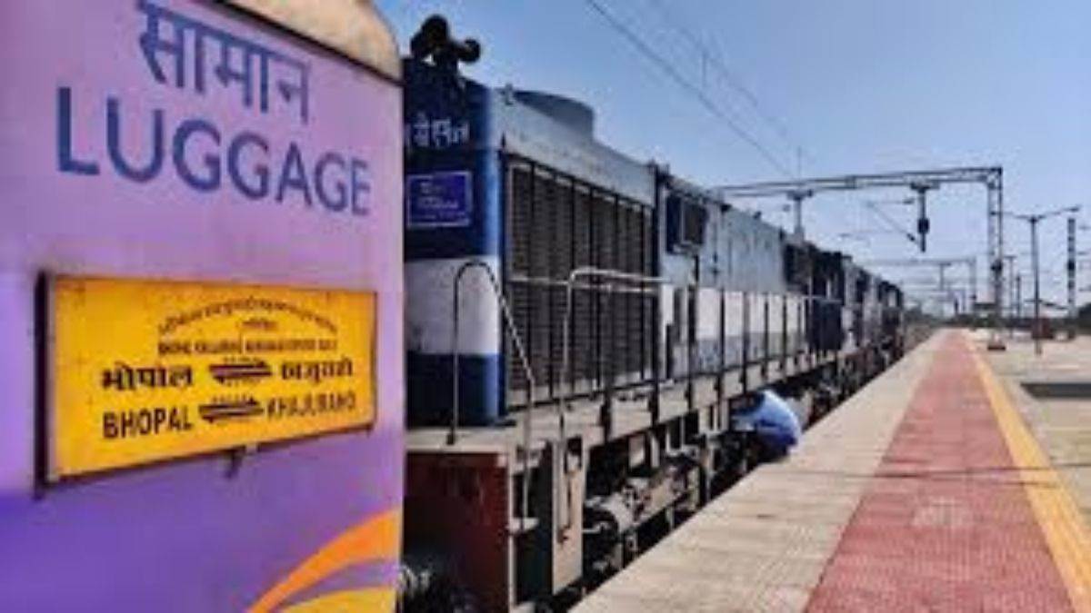 सुबह भोपाल जाने के लिए राज्यरानी एक्सप्रेस के बाद भी मिलेगी एक और ट्रेन की सुविधा, खजुराहो-भोपाल महामना एक्सप्रेस का समय बदला