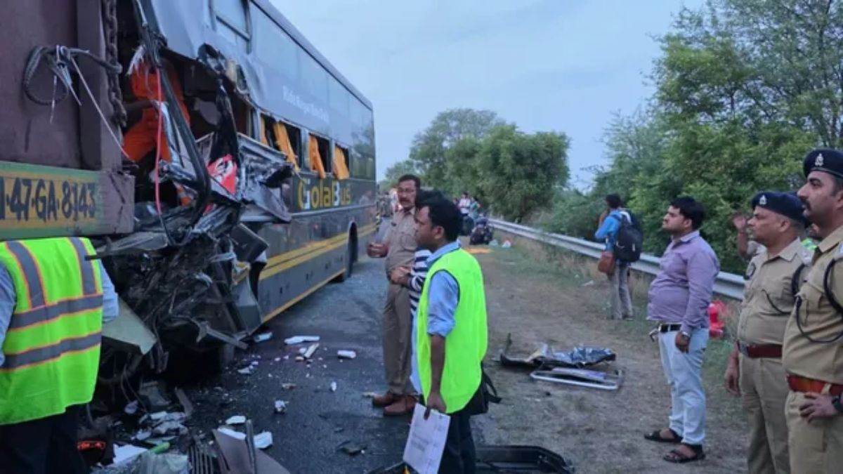 यमुना एक्सप्रेसवे पर दर्दनाक हादसा: बस-ट्रक की भिड़ंत में 4 की मौत, 25 यात्री घायल, मची चीख-पुकार