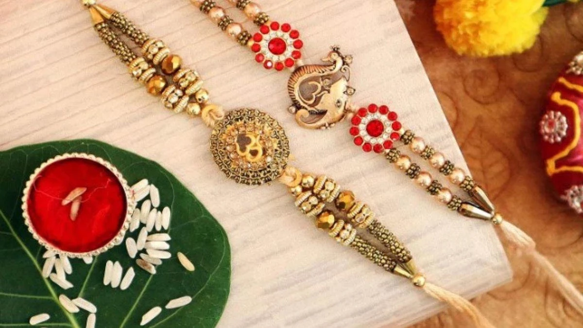 Raksha Bandhan 2025: कोहली से लेकर कार्टून कैरेक्टर तक… देखें राखी के लेटेस्ट डिजाइन