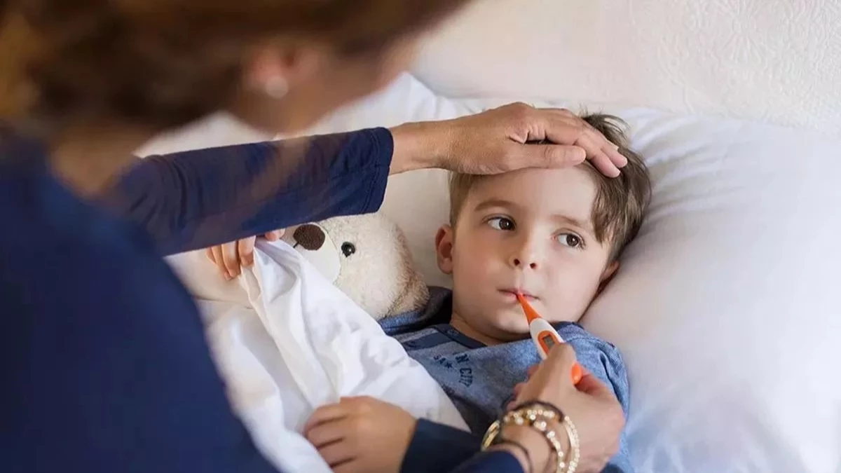Antiviral Virus: बच्चों में तेजी से फैल रहा एंटोवायरस, HFMD के इन लक्षणों को न करें नजरअंदाज