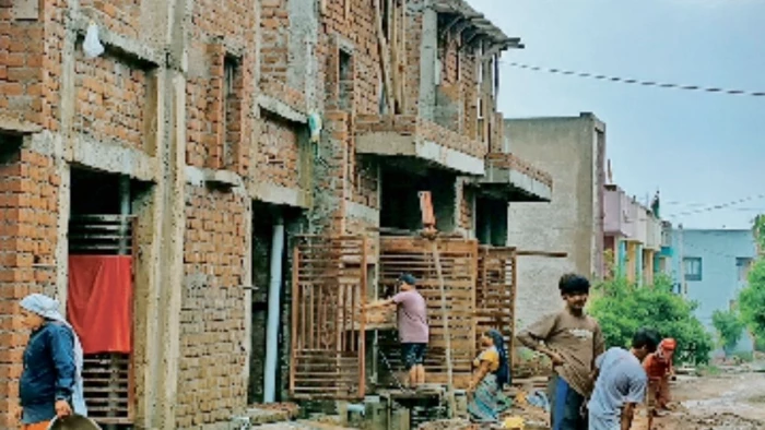 रायपुर के रावतपुरा फेस-दो में 113 बिल्डरों को नोटिस, फिर भी नहीं थम रहा अवैध निर्माण