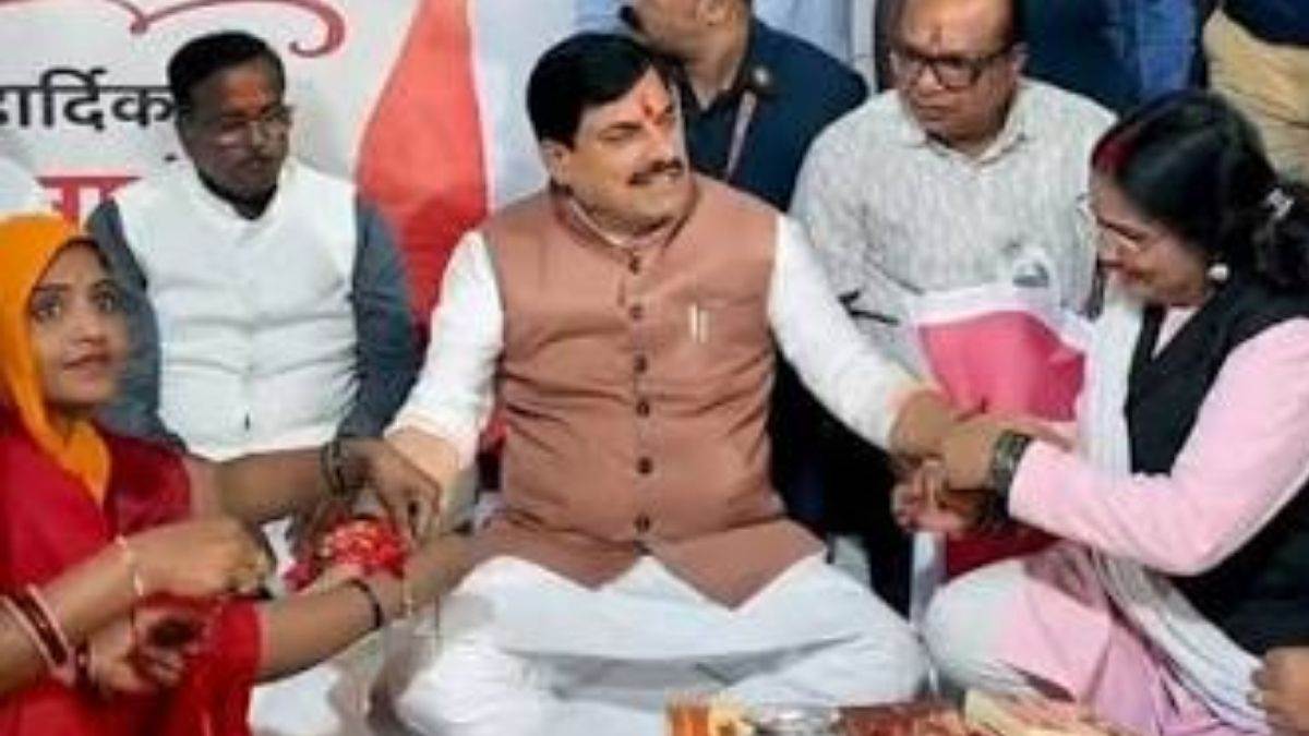 उज्जैन में महाकाल-गोगादेवजी का भव्य मिलन, 200 से ज्यादा छड़ियों ने बढ़ाई शोभा, CM मोहन यादव ने किया पूजन