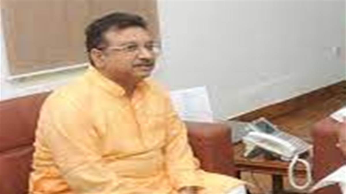 Forest Minister in Jabalpur : वनमंत्री कुंवर विजय शाह ने कहा- संघ को ...