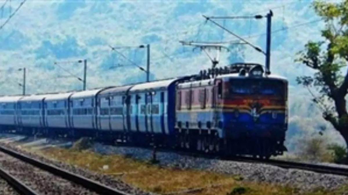 Special Trains:  दशहरा, दीपावली और छठ पर यात्रियों को नहीं होगी दिक्कत, रेलवे ने चलाईं स्पेशल ट्रेनें, जानें रूट और टाइमिंग
