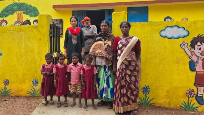 पहाड़ी कोरवा बस्ती के बच्चों को मिला नया ठिकाना, 11.69 लाख में बदली दूरस्थ गांव की तस्वीर