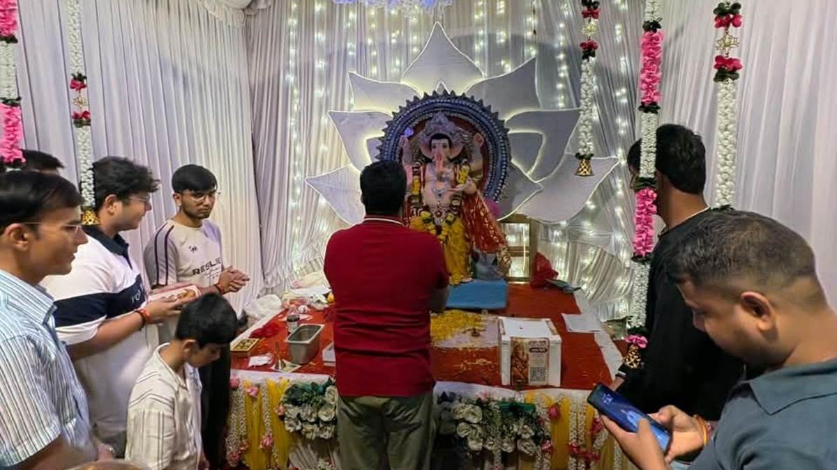 इंदौर मेडिकल हॉस्टल में रैगिंग का आरोप, एनएमसी ने मांगा जवाब