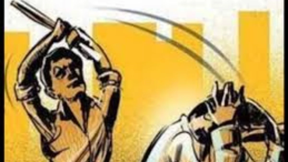 प्यार की सजा! प्रेमी को पेड़ से बांधकर पीटा, मूंछ काटी, जूतों की माला पहनाकर गांव में घुमाया