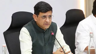 टेंडर के बाद भी अटका वर्क ऑर्डर... महापौर ने लगाई फटकार, बोले- कागजी खेल से शासन की छवि खराब हो रही