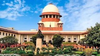 'मोबाइल दीवार पर मार दो, डिजिटल अरेस्ट खत्म', सुप्रीम कोर्ट में CJI ने 800 करोड़ के नुकसान पर जताई चिंता
