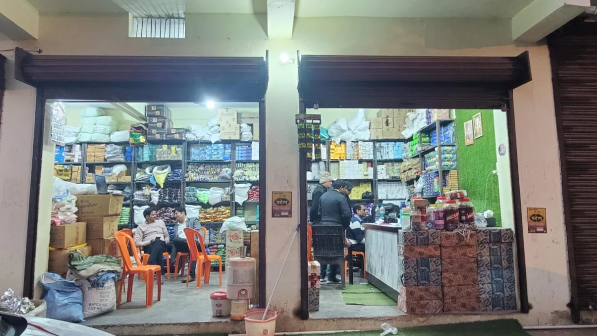 सीधी में शालू पान मसाला दुकान संचालक के दुकान,घर और गोदाम में जीएसटी टीम ने की छापामार कार्रवाई