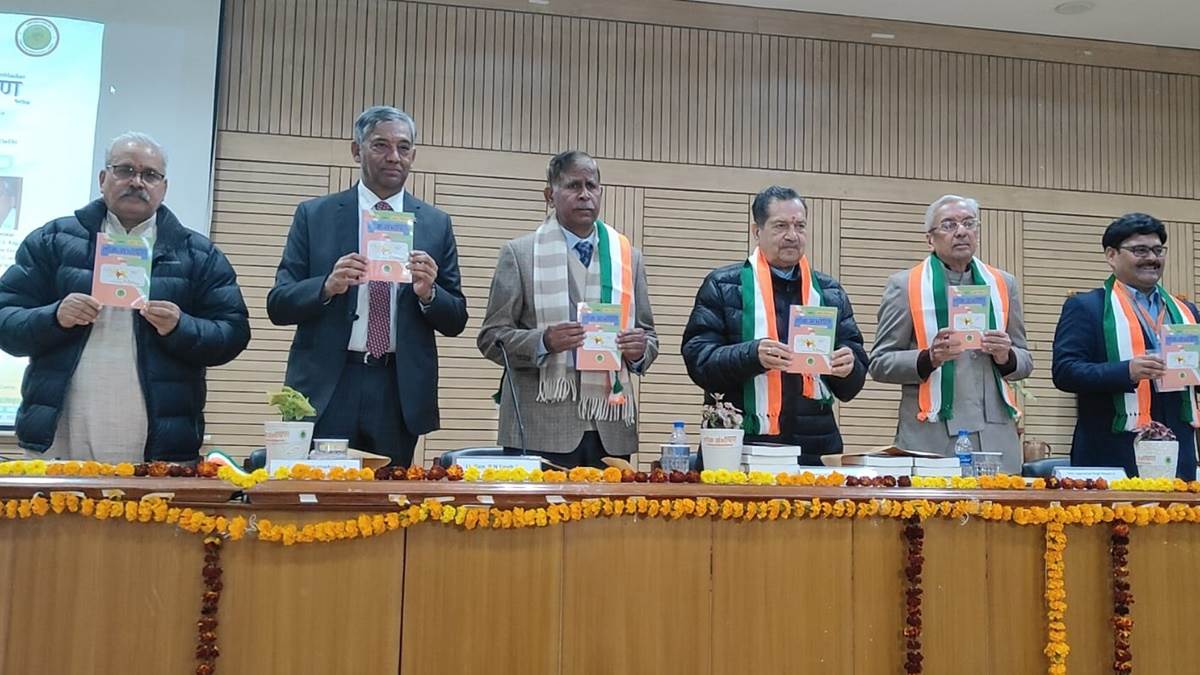 राष्ट्रीय सुरक्षा जागरण मंच की शोध पत्रिका ‘लोक संभाषण’ का लोकार्पण, डॉ इंद्रेश कुमार ने कही ये बातें
