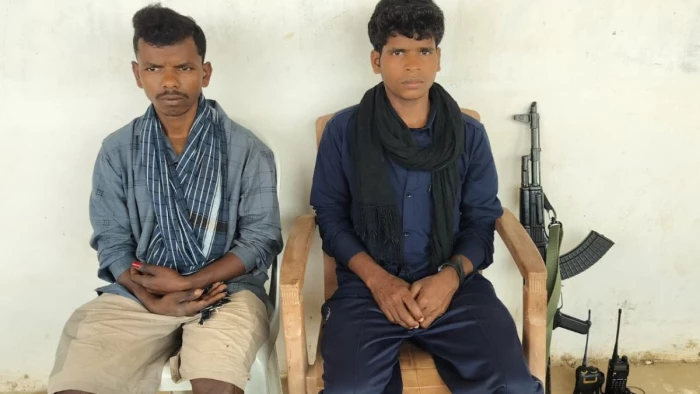 डेडलाइन से पहले बड़ी सफलता, दंतेवाड़ा में पांच और कांकेर में दो माओवादियों का आत्मसमर्पण, नौ लाख का इनाम घोषित था इनपर