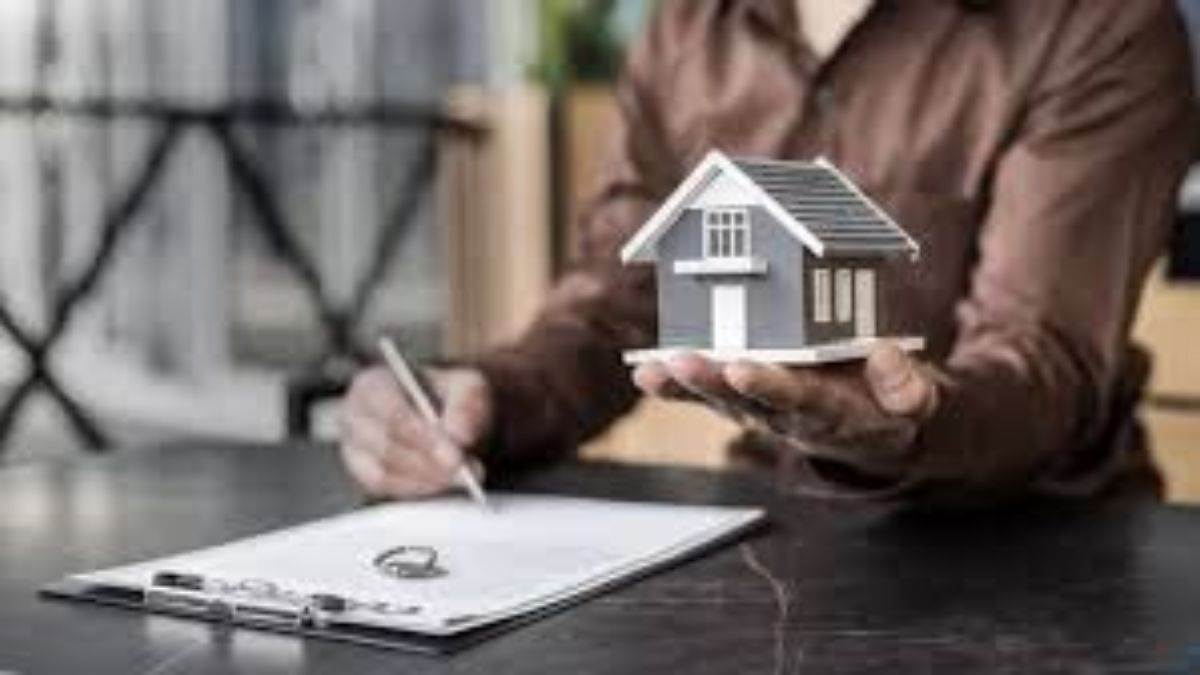 जिस स्थान से हवा, पानी और धूप घर तक पहुंचती है इंदौर में वहां लगाया गया MOS टैक्स, विरोध के बाद अब जल्द हो सकता वापस