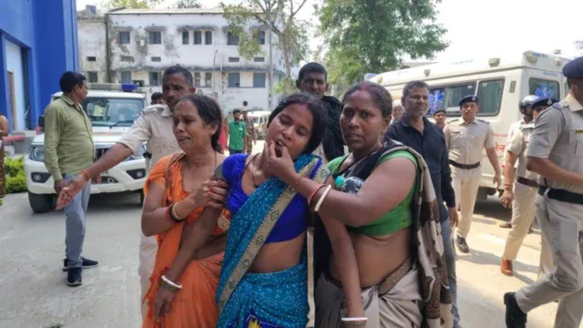 बिहार के नालंदा में बड़ा हादसा: शीतला माता मंदिर में भगदड़ से आठ महिला श्रद्धालुओं की मौत, छह से ज्यादा घायल