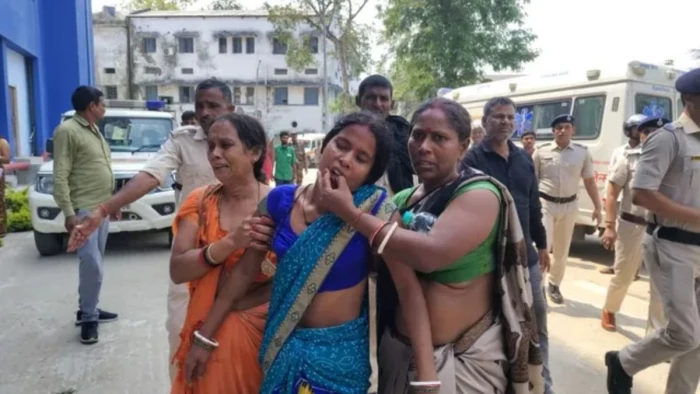 बिहार के नालंदा में बड़ा हादसा: शीतला माता मंदिर में भगदड़ से आठ महिला श्रद्धालुओं की मौत, छह से ज्यादा घायल