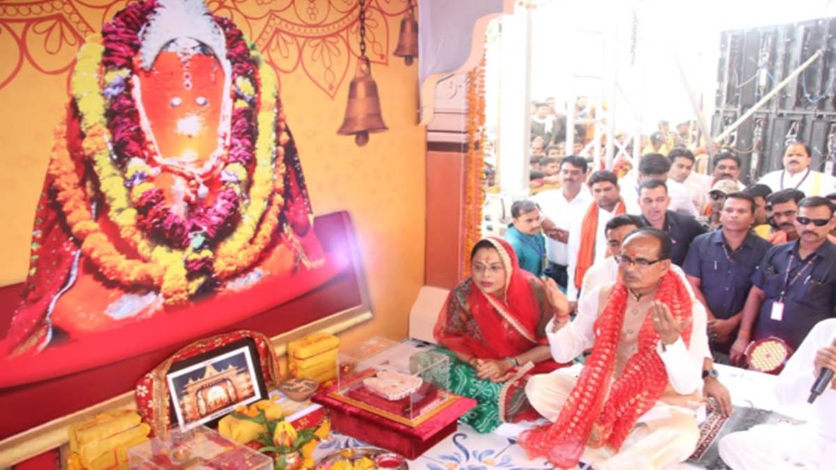 Sehore News: सलकनपुर धाम में उमड़ा श्रद्धालुओं का सैलाब, सीएम शिवराज ने रखी देवी लोक की आधारशिला