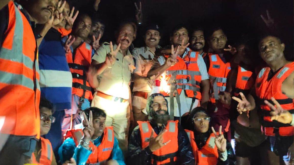 खंडवा में साढ़े 10 घंटे तक चला मौत से मुकाबला, हांडीकुंडी टापू पर फंसे चार युवकों को SDERF ने सकुशल बचाया