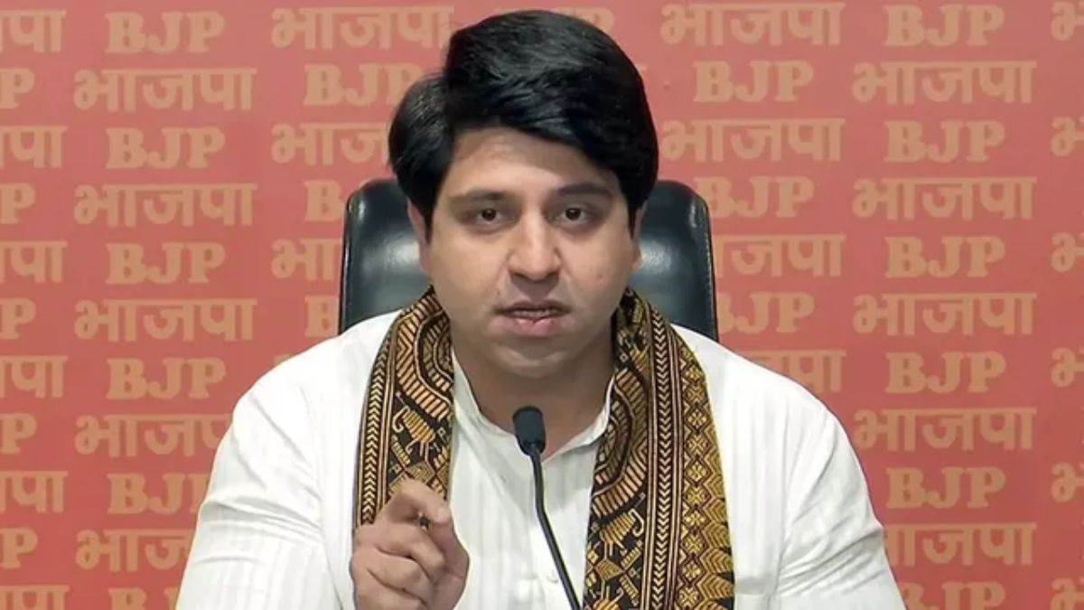 क्या BJP छोड़ रहे हैं शहजाद पूनावाला? X का बायो बदलते ही सोशल मीडिया पर मची हलचल