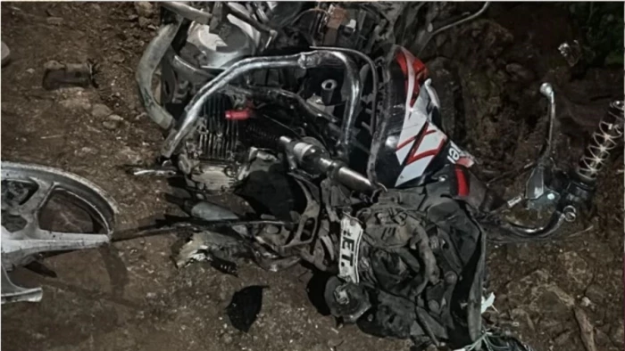 रक्षाबंधन की खुशियां मातम में बदलीं, जबलपुर में बाइक-ईरिक्शा की भीषण भिड़ंत, महिला की मौत, पति-बच्चे समेत नौ घायल