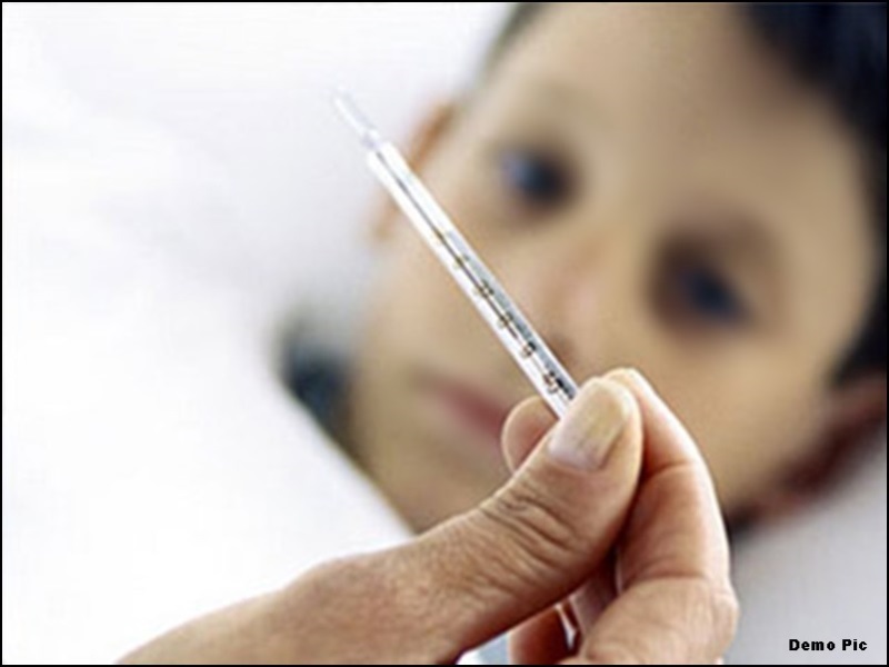 इंदौर में सर्दी-खांसी के साथ वायरल बुखार वाले मरीजों की संख्या में इजाफा