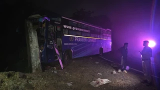 बालाघाट से इंदौर जा रही बस का छिंदवाड़ा में हुआ ब्रेक फेल, 17 घायलों में तीन गंभीर
