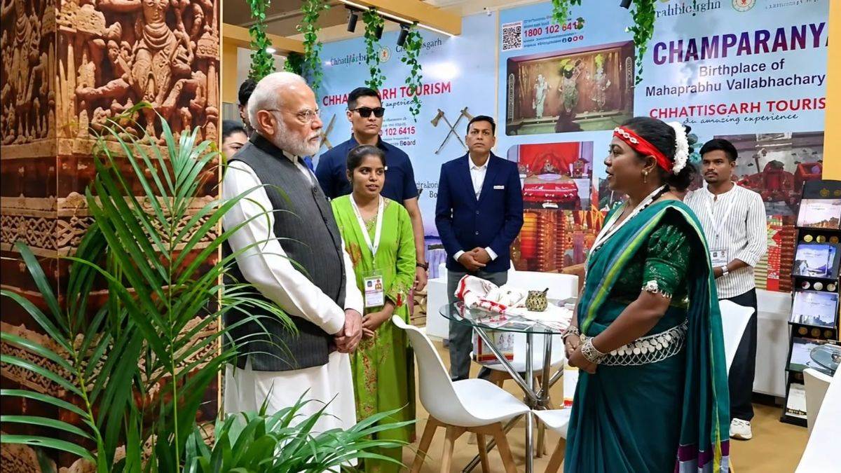 भारत पर्व 2026 में PM Modi ने सराहा छत्तीसगढ़ का हुनर, बस्तरिया रेला से हुआ स्वागत, डोकरा बांस-कोसा साड़ियों ने लुभाया