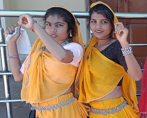 naidunia_image