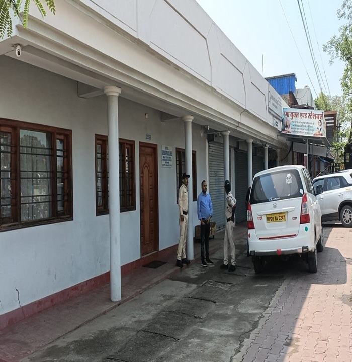 income tax evasion : शहडोल के बुढ़ार में कोयला व्यवसायी के यहां आयकर विभाग का छापा 3 naidunia