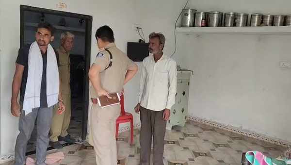 naidunia_image